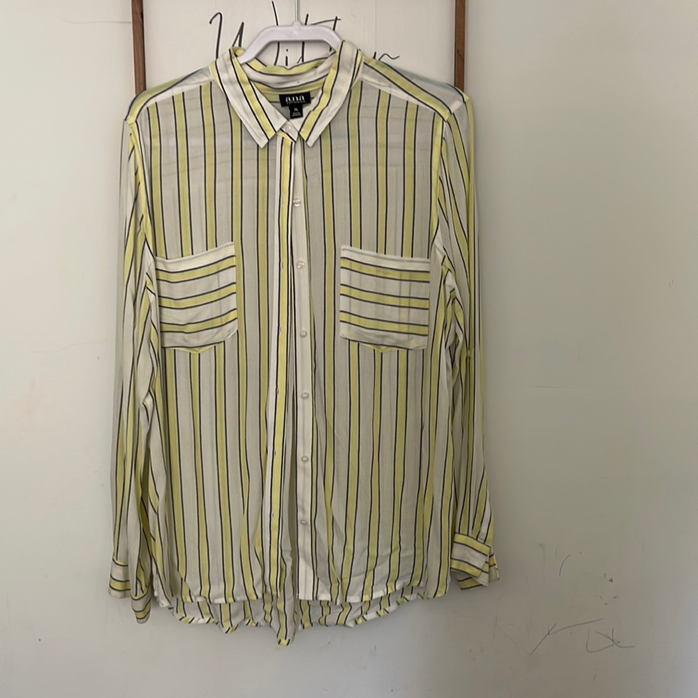 Womens a.n.a. Long sleeve button up - size XL